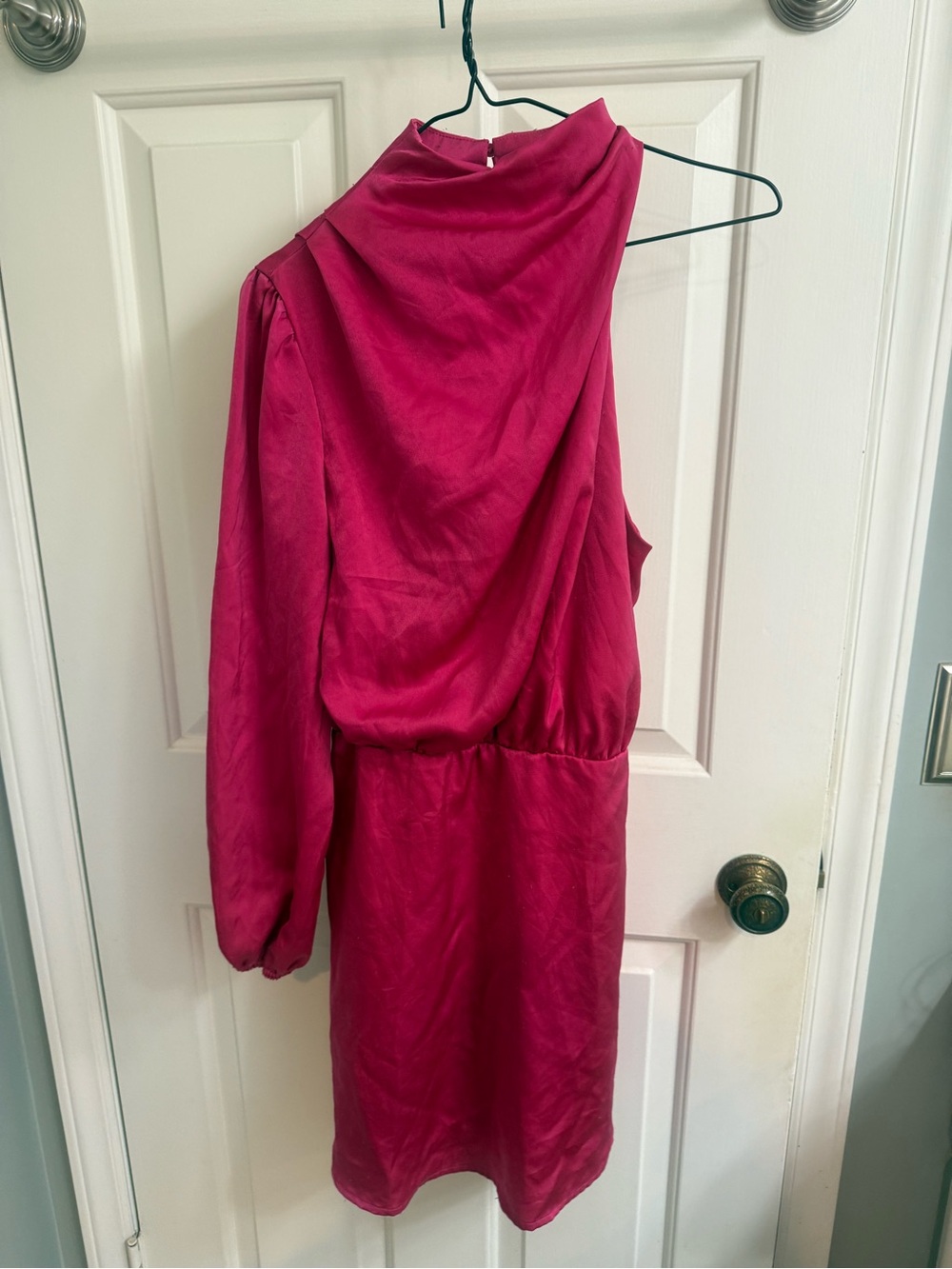 Amazon One-Shoulder Long Sleeve Fuchsia Satin Dress Size M